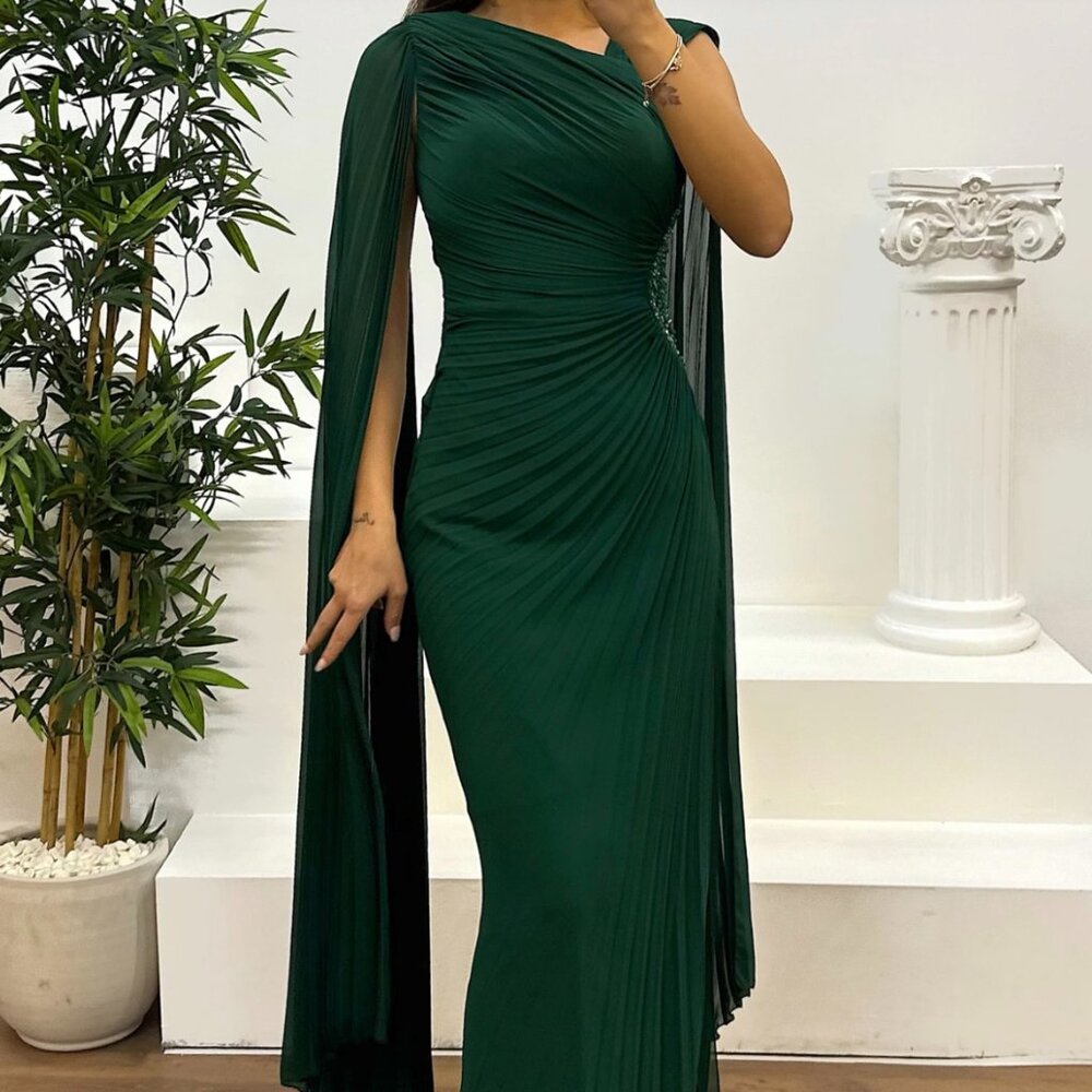 Emerald Green Waist Embroidered Pleated Evening Dress